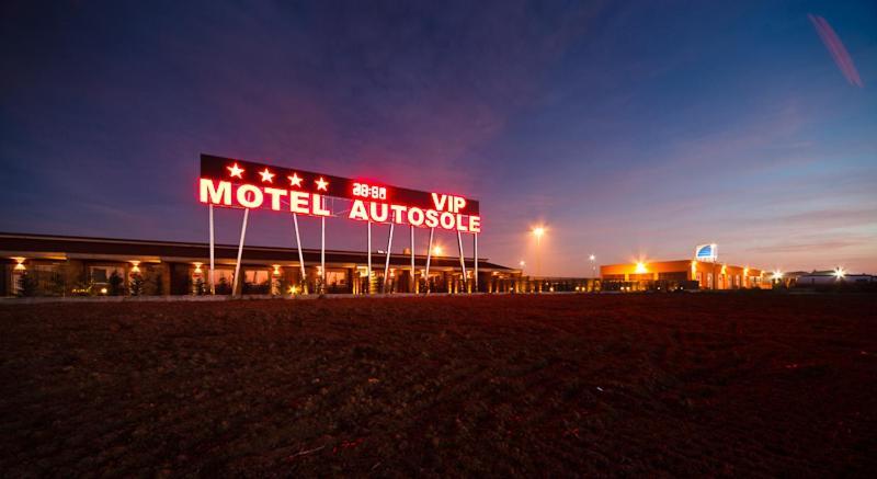 Motel Autosole Vip Castelnuovo Scrivia Εξωτερικό φωτογραφία